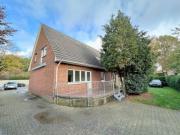 Zweifamilienhaus mit Doppelgarage in zentraler Lage von Werlte zu verkaufen 